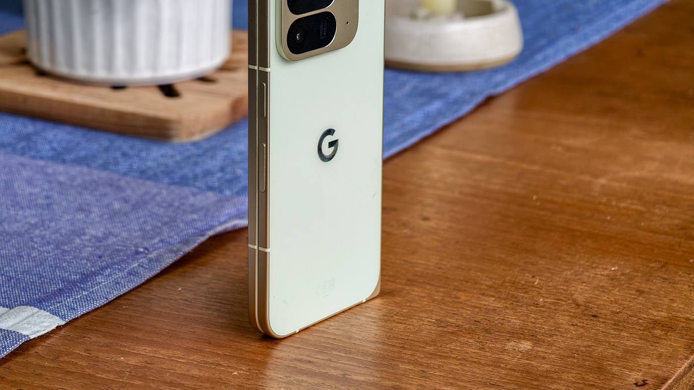 Google will reportedly let 15 superfans test unreleased Pixel phones